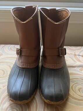 Men's LL Bean Duck Boots, vintage style with buckle, size 10